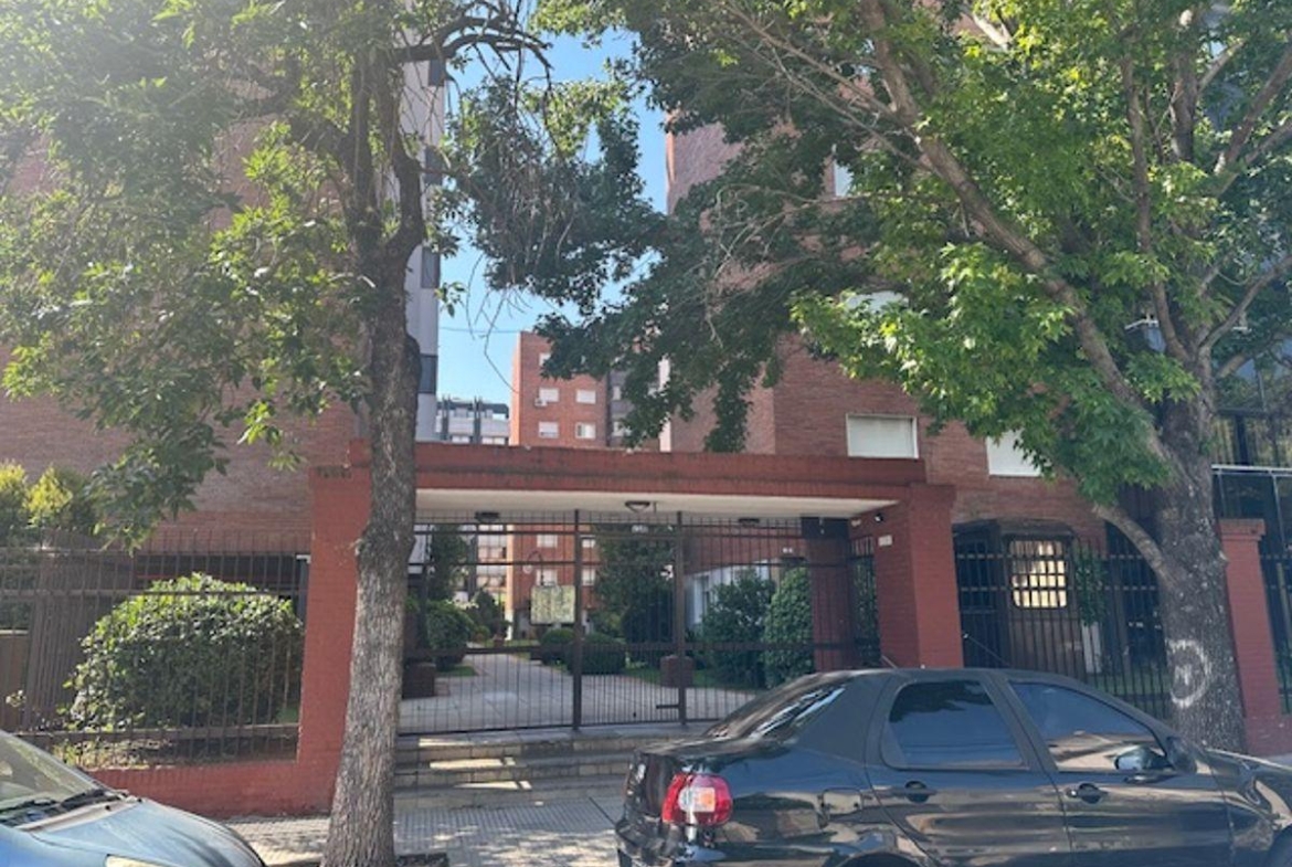 Departamento de 4 Ambientes con Cochera