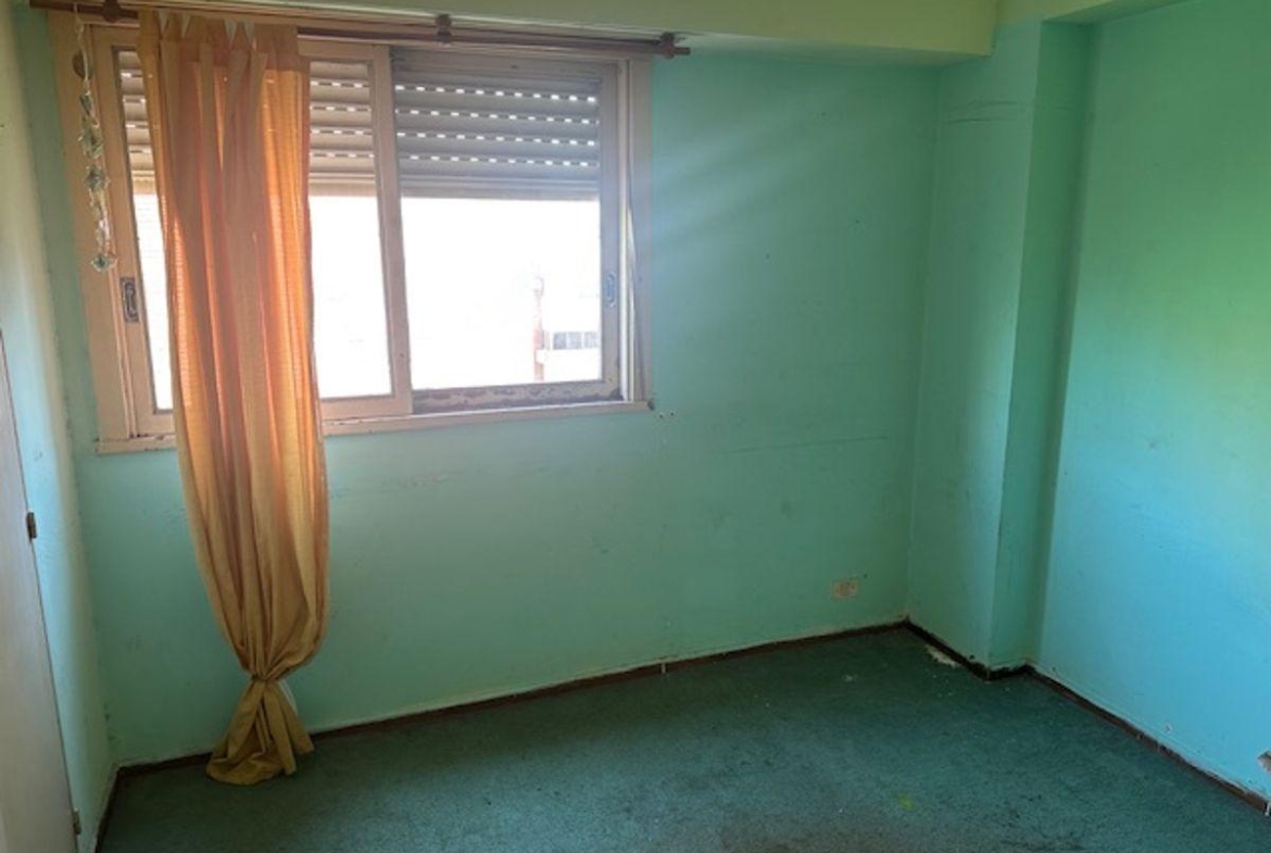 Departamento de 4 Ambientes con Cochera