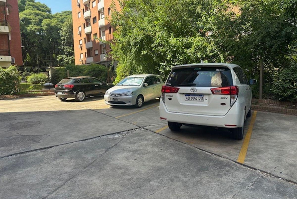 Departamento de 4 Ambientes con Cochera