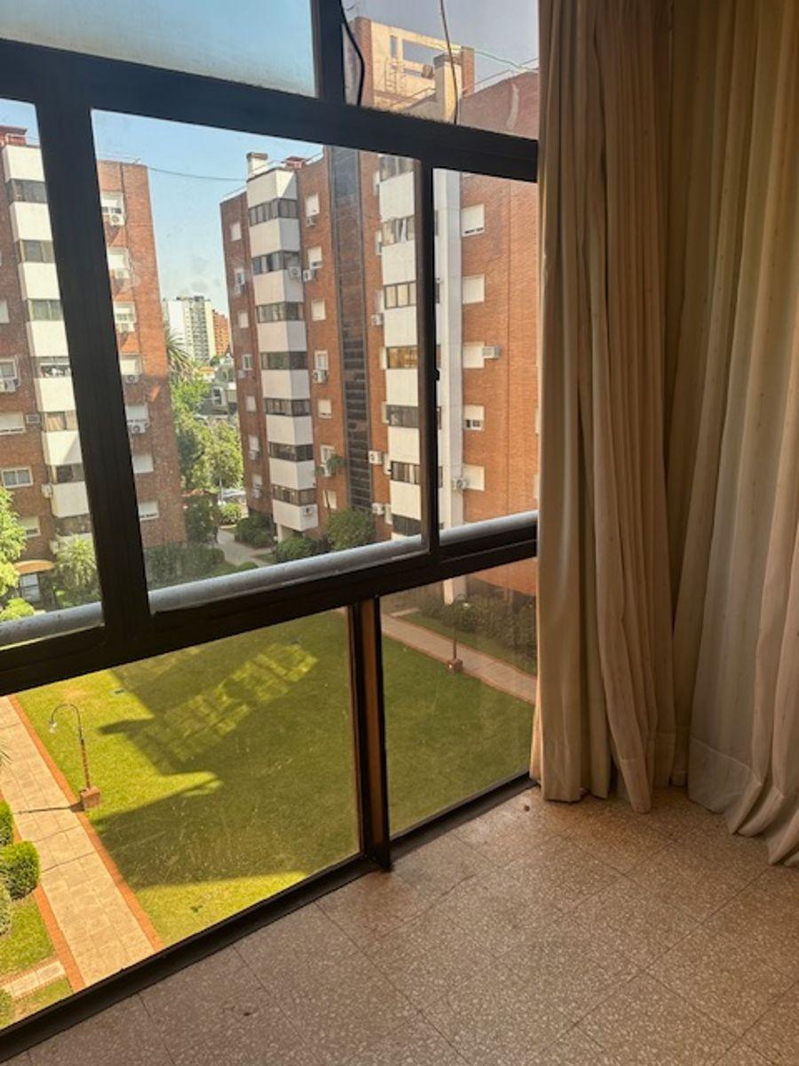 6 Departamento de 4 Ambientes con Cochera